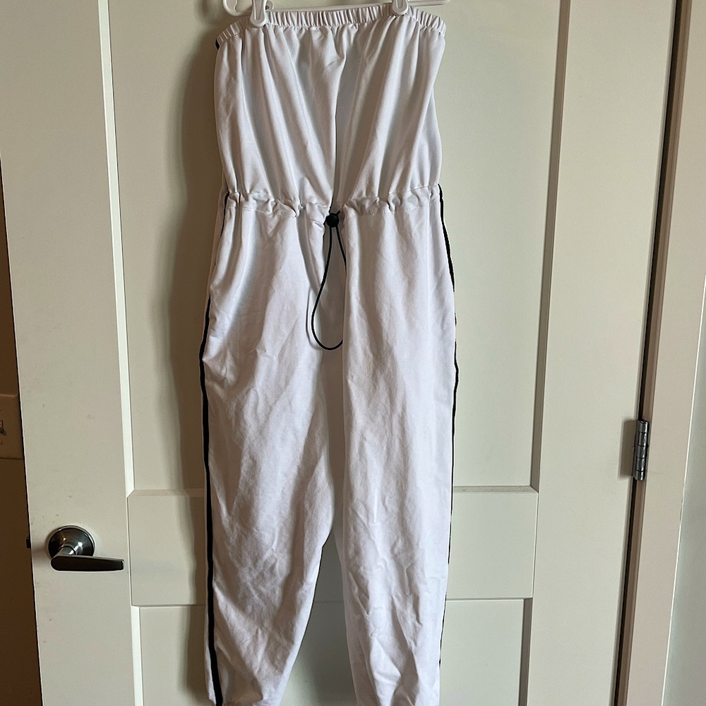 SHEIN Women’s White Jumpsuit with Pockets